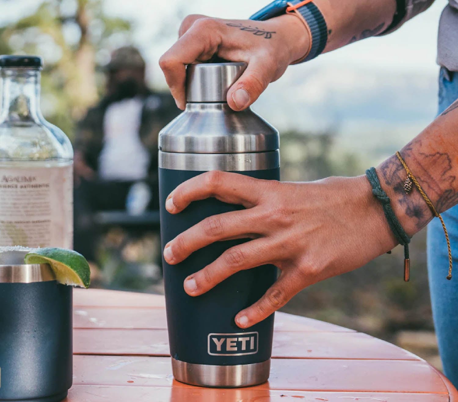 yeti barware INTL RAMBLER COCKTAIL SHAKER LID