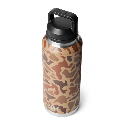 yeti Rambler 46 Oz Bottle Chug foto 2