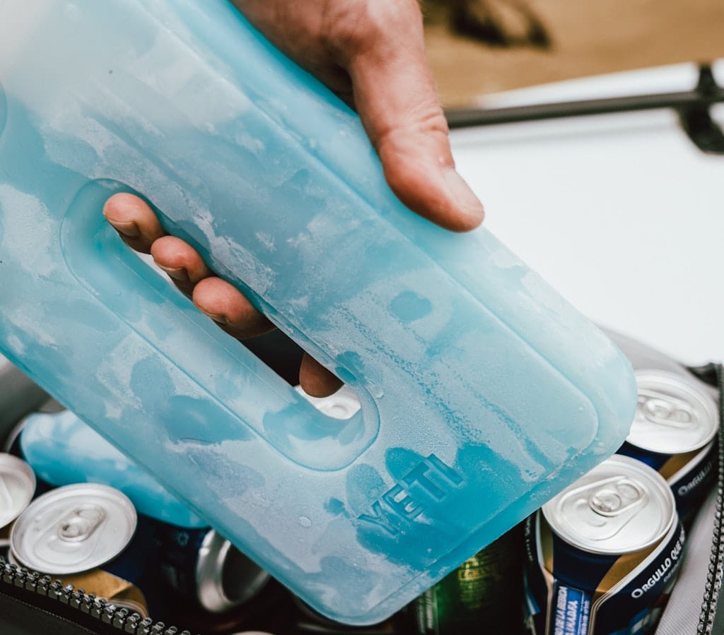 yeti cooler THIN ICE 2 LBS