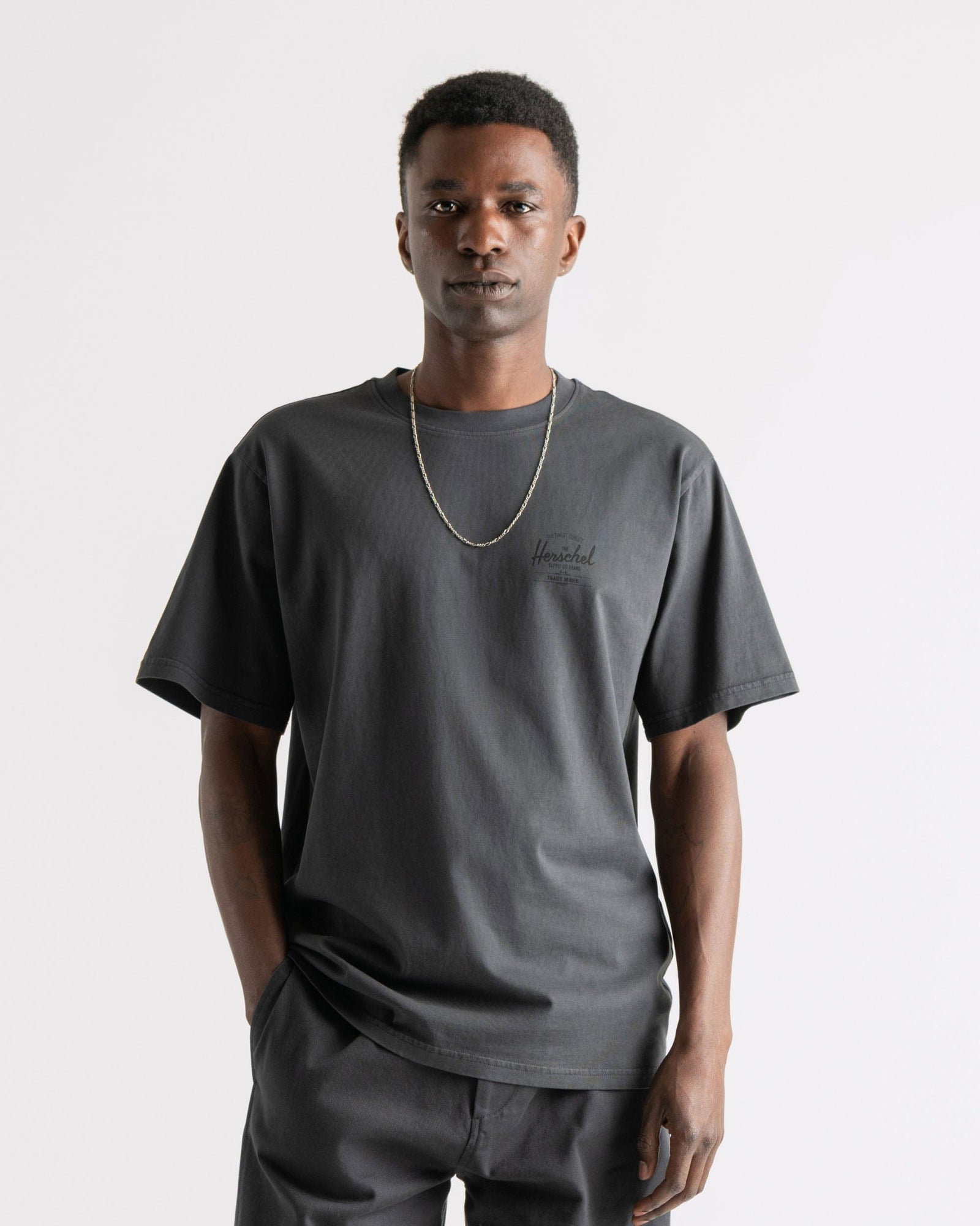 herschel t-shirt Pigment Dye Basic Tee Men S