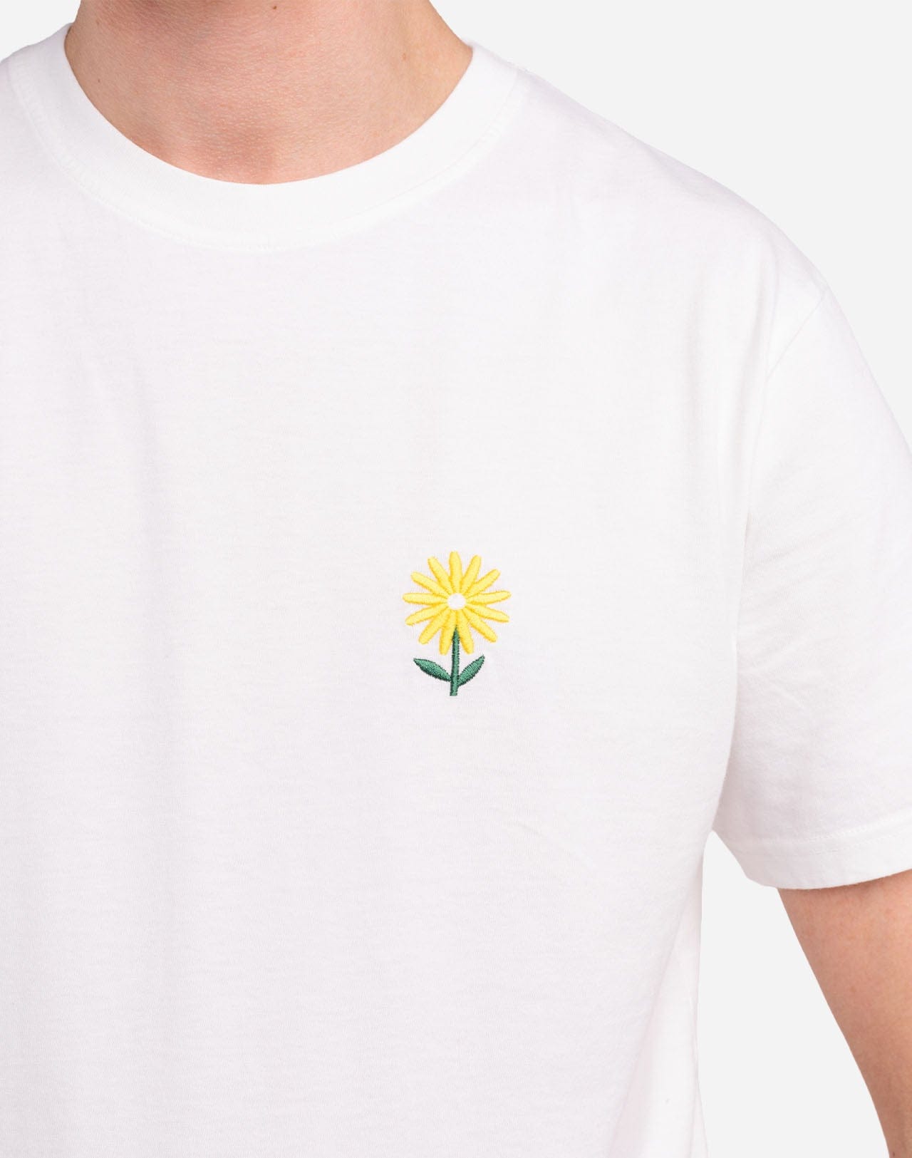 olow t-shirt Sunday